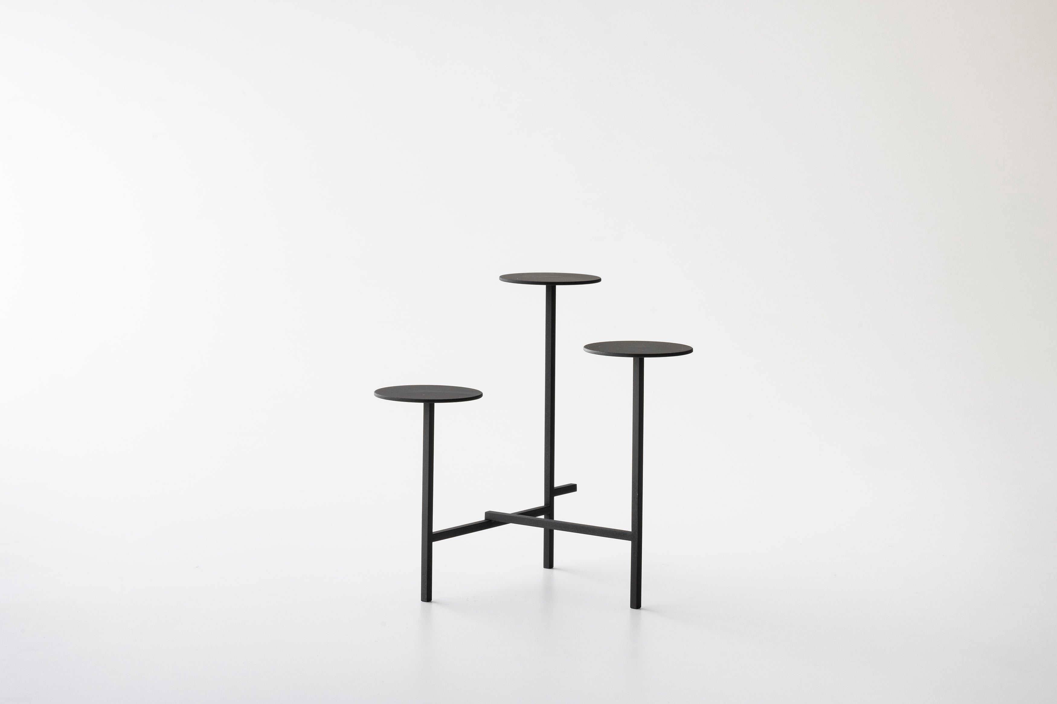 1maime にしな Mishina / Iron stand_L – tokiwagi